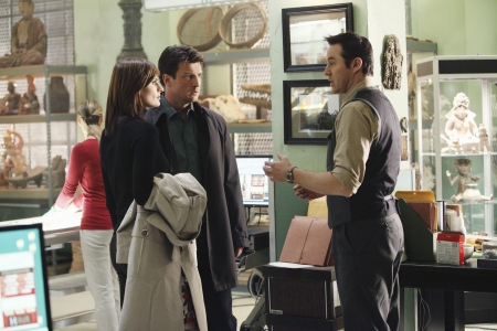 Palavras chave: CASTLE;WRAPPED UP IN DEATH;2.19;2X19;S02E19;KATE BECKETT;RICHARD CASTLE