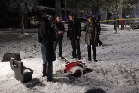 Palavras chave: CASTLE;5ª TEMPORADA;SECRET SANTA;5.09;5X09;KATE BECKETT;RICHARD CASTLE;NATAL;KEVIN RYAN;LANIE PARISH