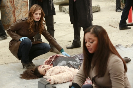 Palavras chave: CASTLE;STILLS;5.11;5X11;UNDER THE INFLUENCE;KATE BECKETT;Lanie Parish