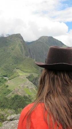 [url=https://twitter.com/Stana_Katic/status/254331725545627648]@Stana_Katic[/url] Lindo Peru: foto log 3, meu ponto de vista, Machu Picchu
Palavras chave: Twitter;Peru