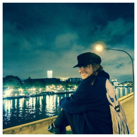 [url=https://instagram.com/p/-MgxrUx4Ry/]@drstanakatic[/url]: Liberdade, igualdade, fraternidade.
No Sena. Entre a Torre Eiffel & Notre Dame.
#ParisInspira
