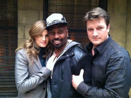 [url=https://twitter.com/JamesBlackActor/status/279771255127822336]@JamesBlackActor[/url] #Castle e Beckett acharam que eu era o 50 Cent, quando na realidade, eu era o Mc Thug.
Palavras chave: James Black;Castle;bastidores;5ª temporada;Twitter;2012;Nathan Fillion