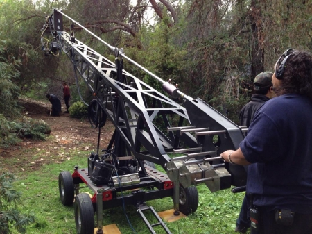 [url=https://twitter.com/AndrewBikichky/status/582954834615083008]@AndrewBikichky[/url]: Usando uma grua no Griffith Park para tomadas aéreas. Ep719 #Castle 
