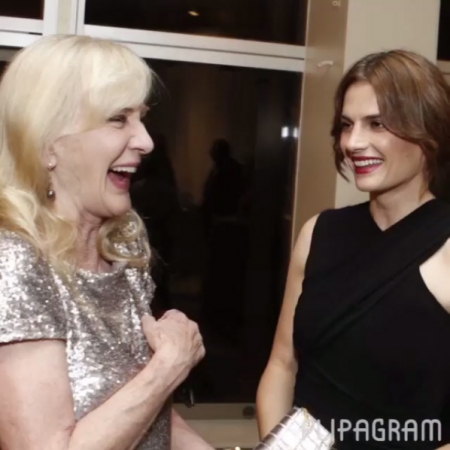 [url=https://instagram.com/p/9tfsJ0lkvr/]@mslagerfelt[/url]: TBT Noite de abertura da @laopera
@mslagerfelt se divertindo muito com as maravilhosas #StanaKatic @drstanakatic @emmasandvik & e o filho Michael. :)
#Castle #GossipGirl #LAOpera #PlacidoDomingo #AmanteDeÓpera #GianniSchicci #Pagliacci #MsLagerfelt
Crédito da foto: #SteveCohn
