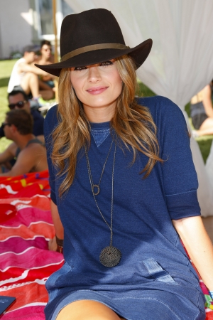 Palavras chave: COACHELLA;FIJI WATER AT LACOSTE LIVE DESERT POOL PARTY;INDIO;FESTIVAL;EVENTOS;2013
